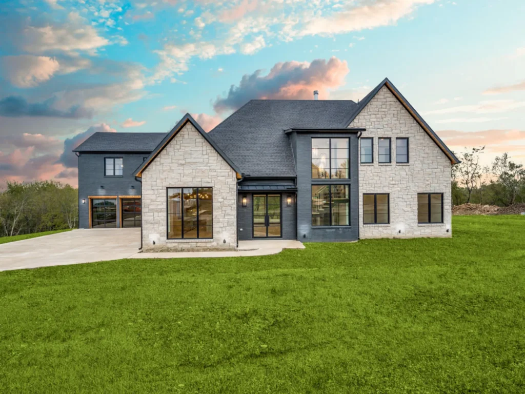 Custom Built Home - Gunter Lot 2